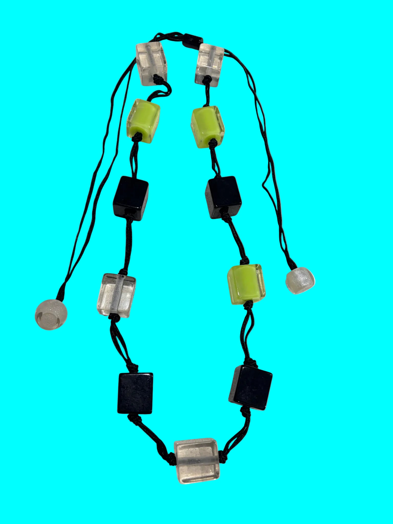 Unbranded Geometric Cube Bead Necklace Multicolour - Image 1